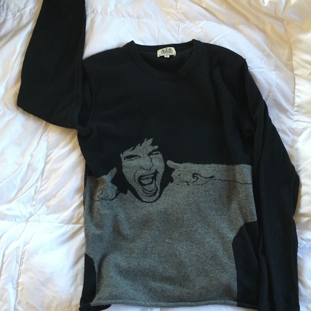 Cashmere sweater